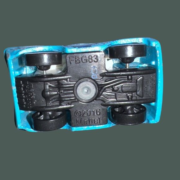 2016 Disney Pixar Mini Metal Racers Into Ramone Die Cast Car - Picture 4 of 4